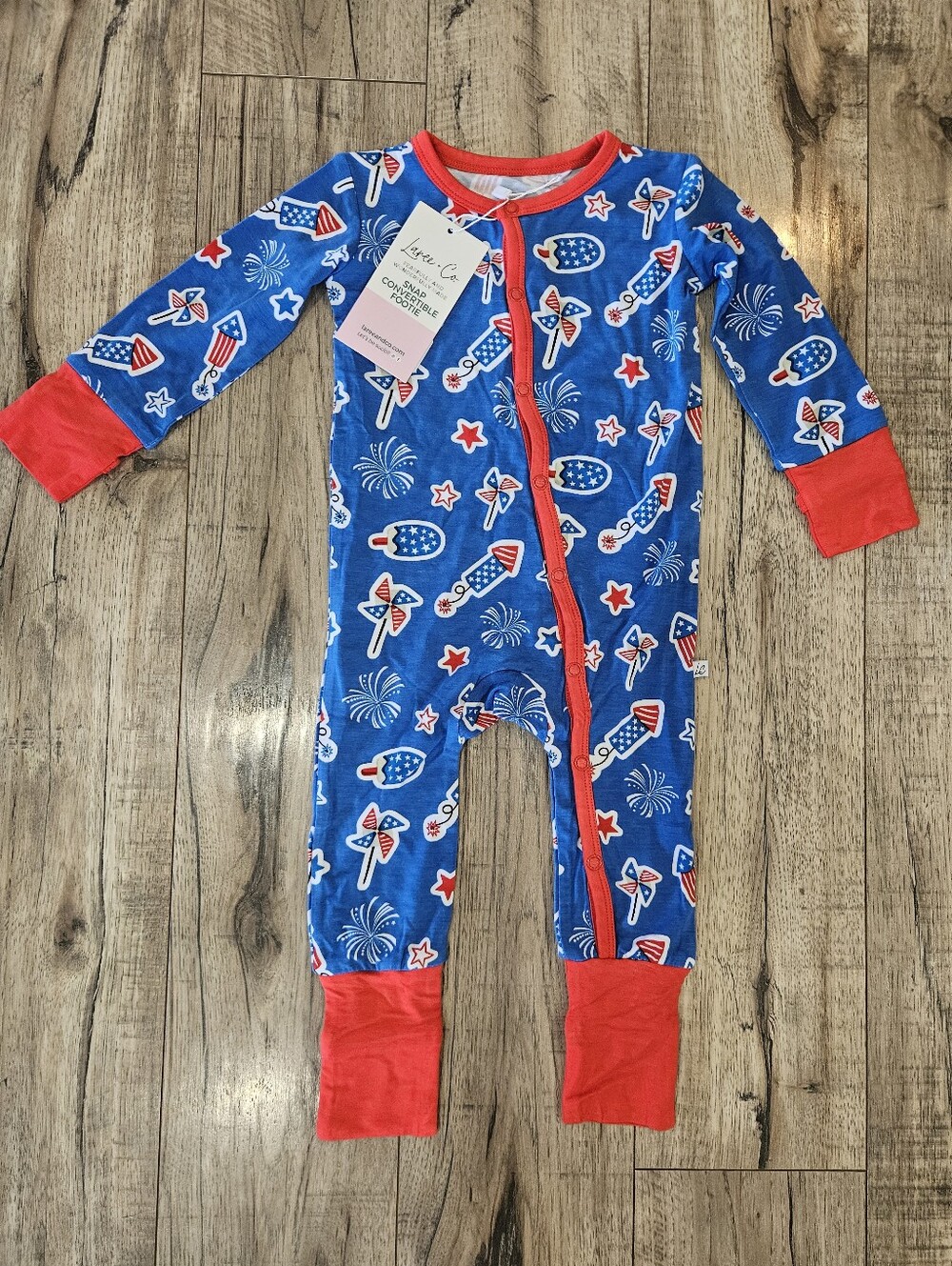 NEW LAREE + CO patriotic bamboo convertible zipper footie in blue 3-6 Mo